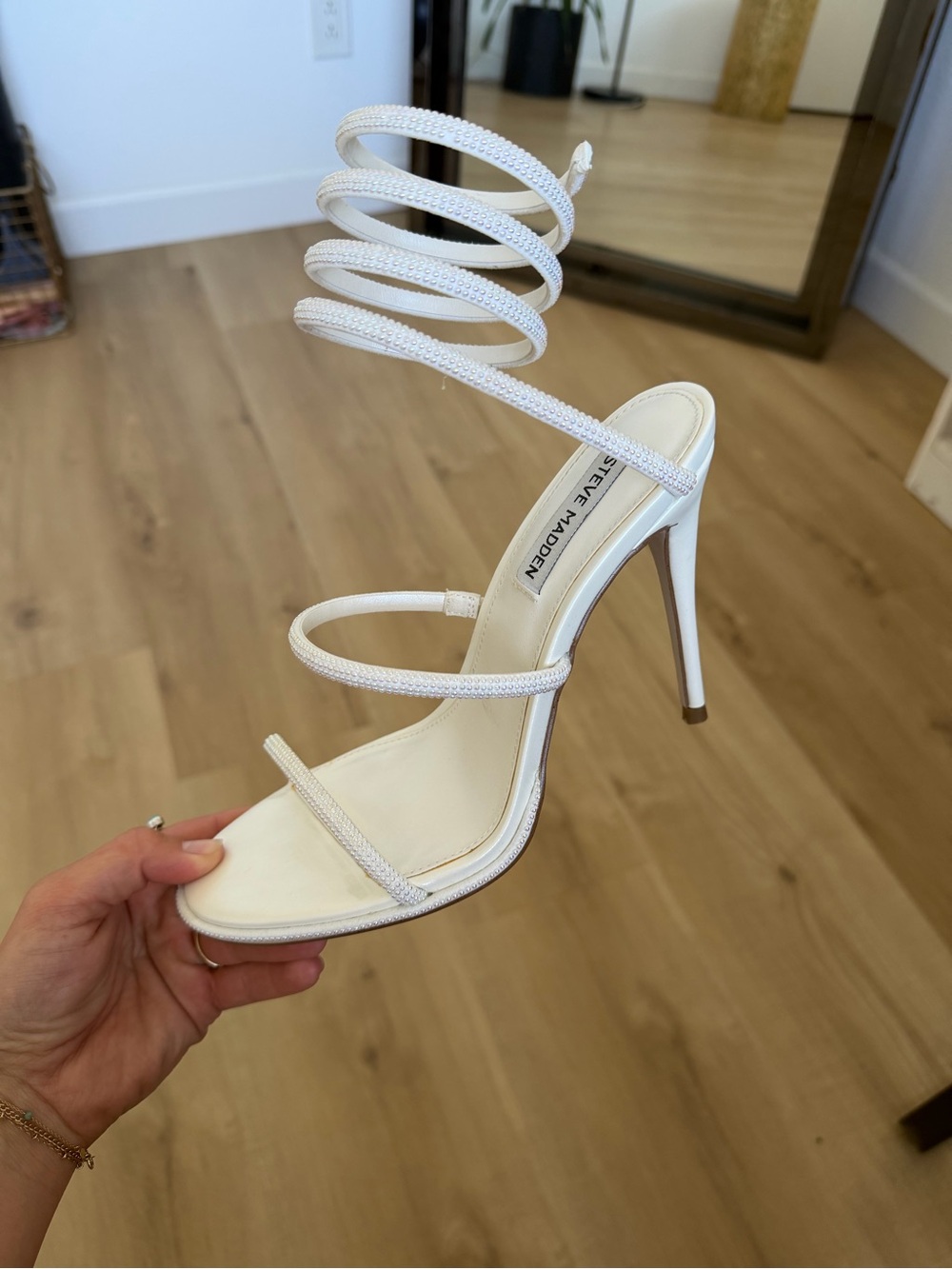 Women's White Strappy Wrap-Around Stiletto Sandals - Picture 5 of 7